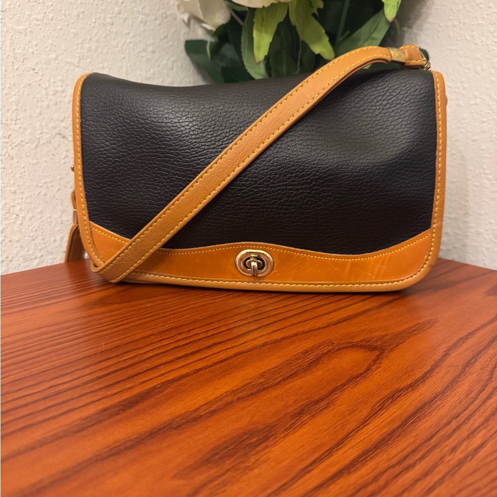 Classic Black and Tan Leather Crossbody Bag